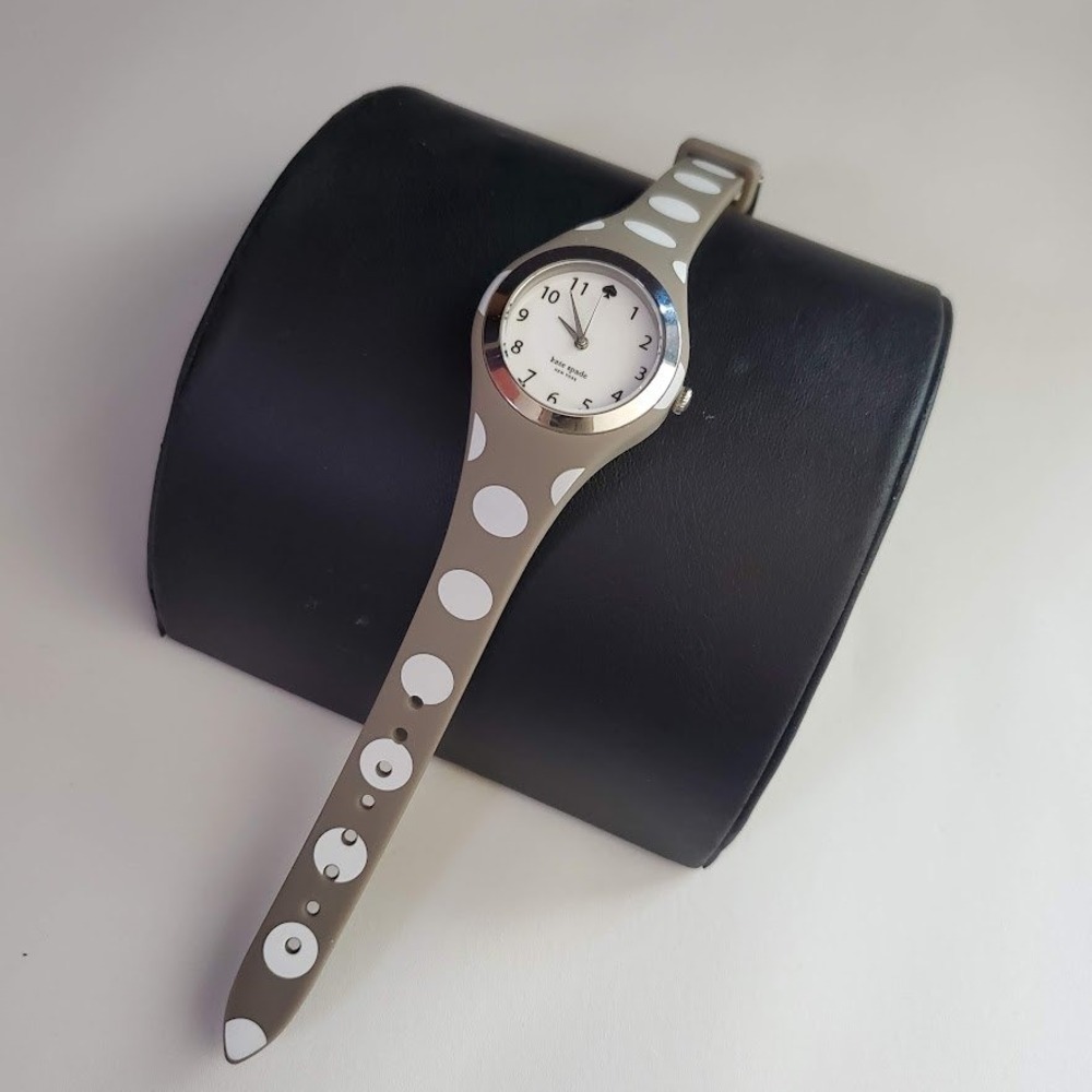 Kate Spade Gray with White Polka Dots Silicone Rumsey Watch Silver Tone Running